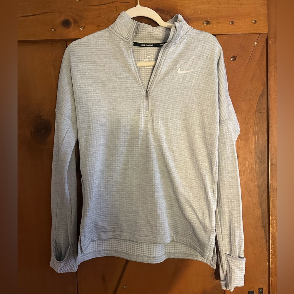 NWOT Nike Women’s Light Gray Zip-Up Layering Pullover Sz XS